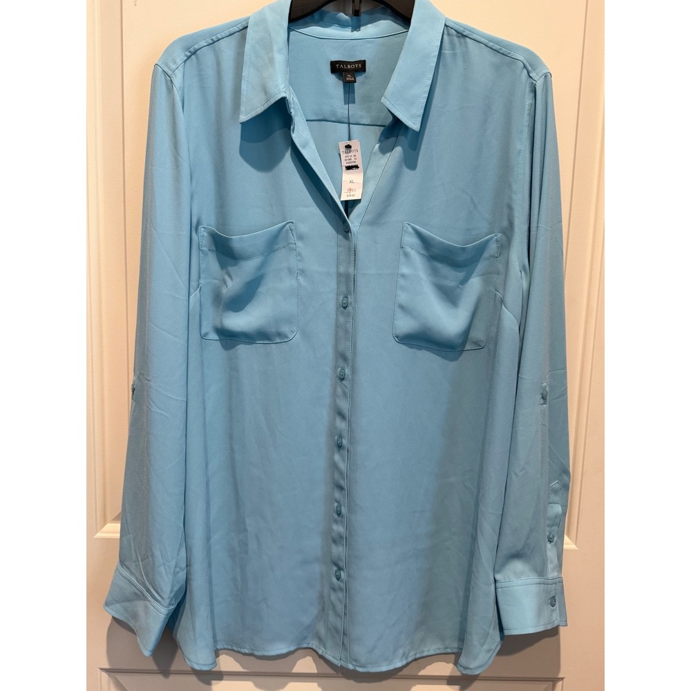 Talbots Women's Blouse size XL Light Blue Button-Up Long Sleeve Lightweight